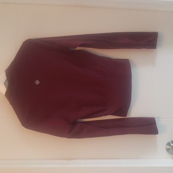 Lululemon zip up - Picture 3 of 4